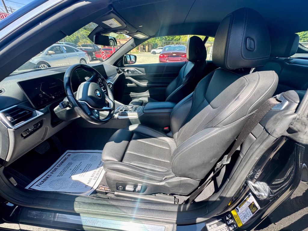 2024 BMW 4 Series Image 14