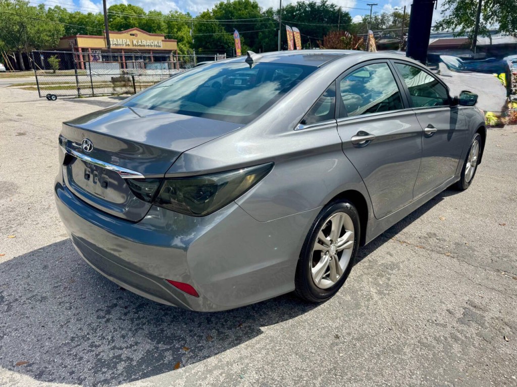 2014 Hyundai Sonata Image 4