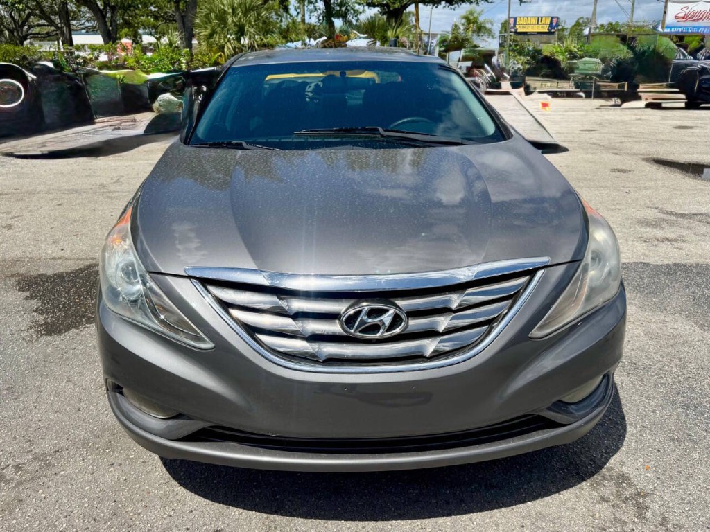 2011 Hyundai Sonata Image 8