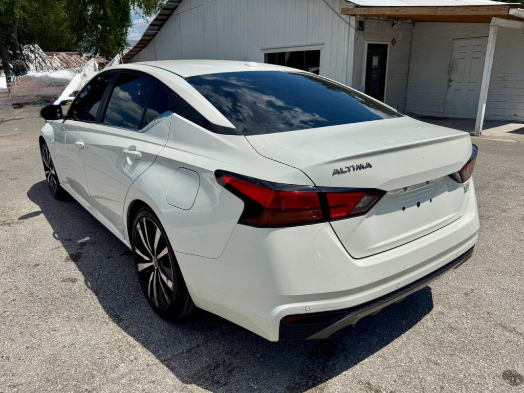 2020 Nissan Altima Image 5