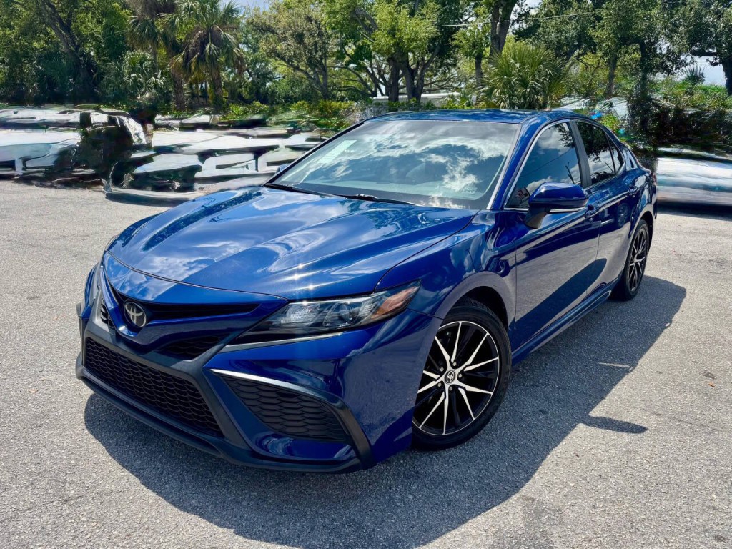 2023 Toyota Camry Image 4