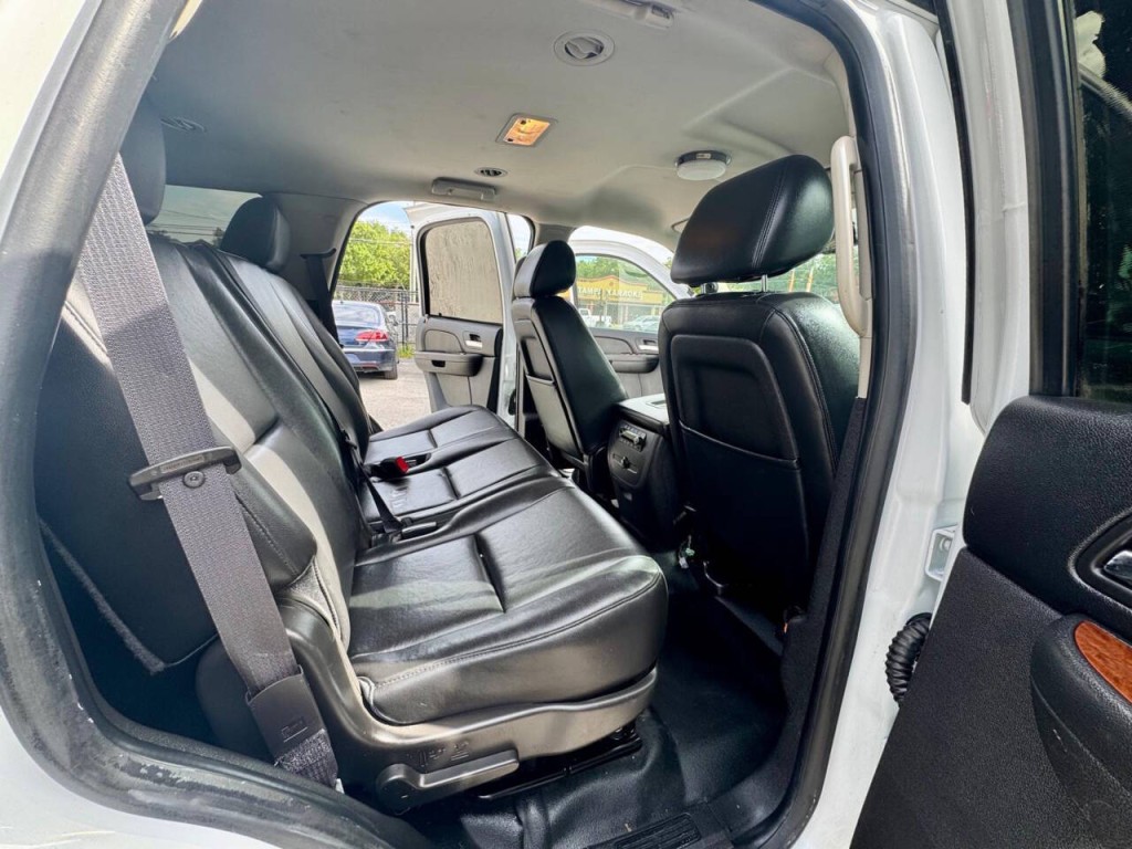 2014 Chevrolet Tahoe Image 17