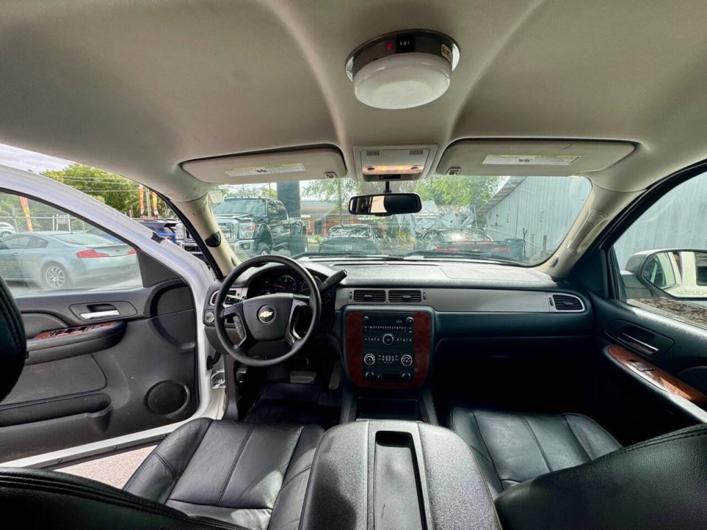 2014 Chevrolet Tahoe Image 20