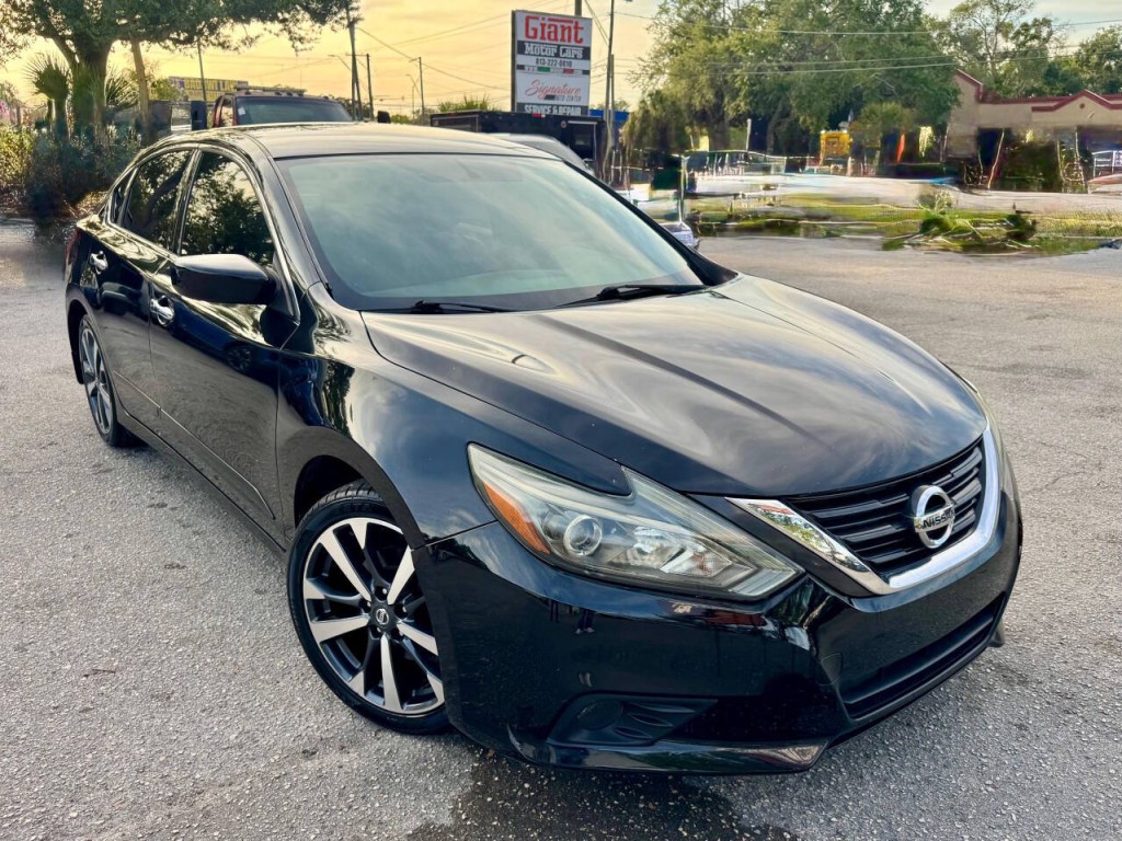2016 Nissan Altima Image 2