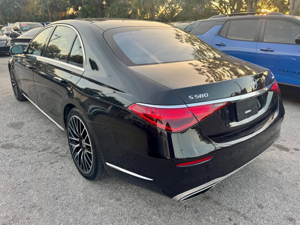 2021 Mercedes-Benz S-Class Image 4