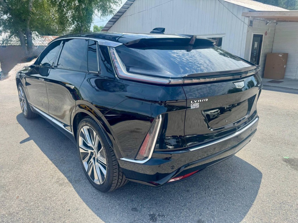 2023 Cadillac Lyriq Image 7