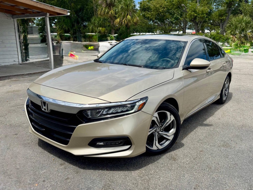 2020 Honda Accord Image 2