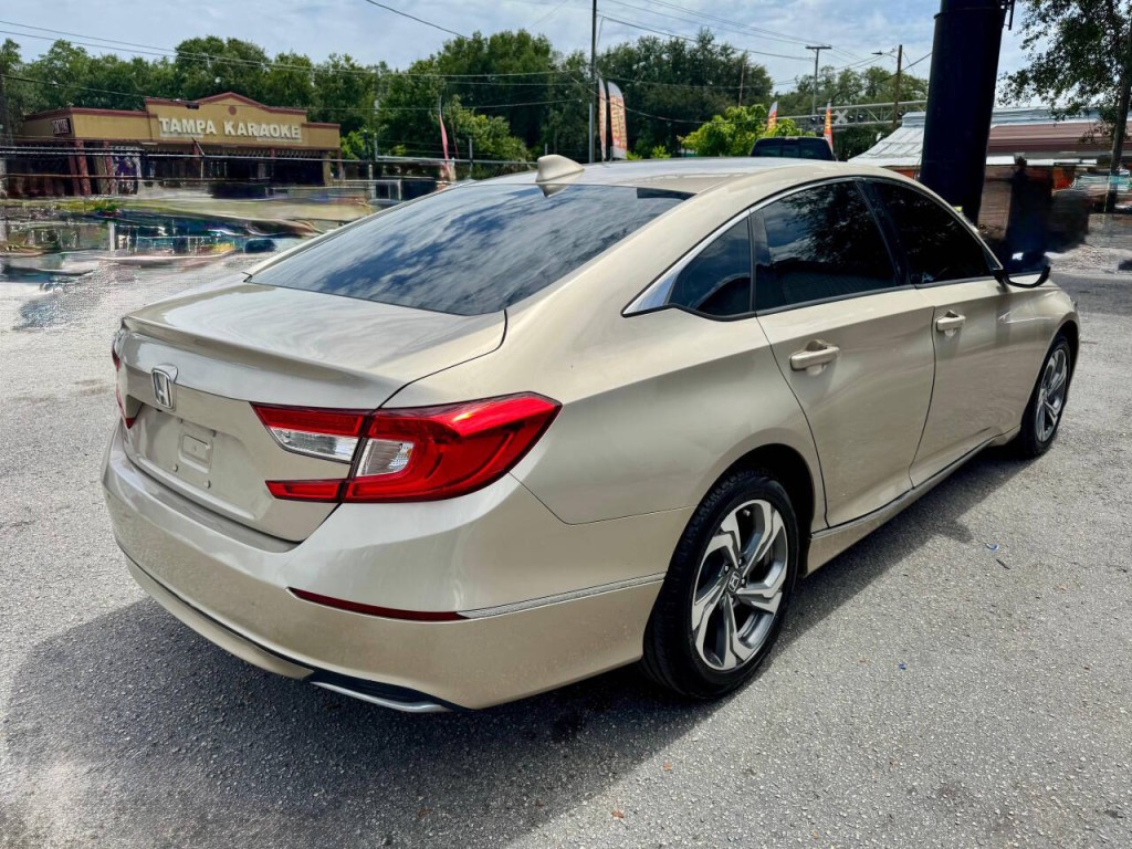 2020 Honda Accord Image 5