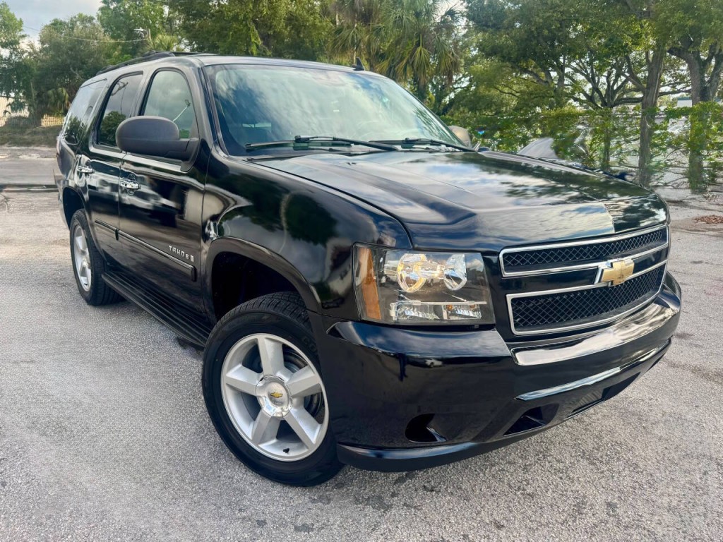 2007 Chevrolet Tahoe Image 2
