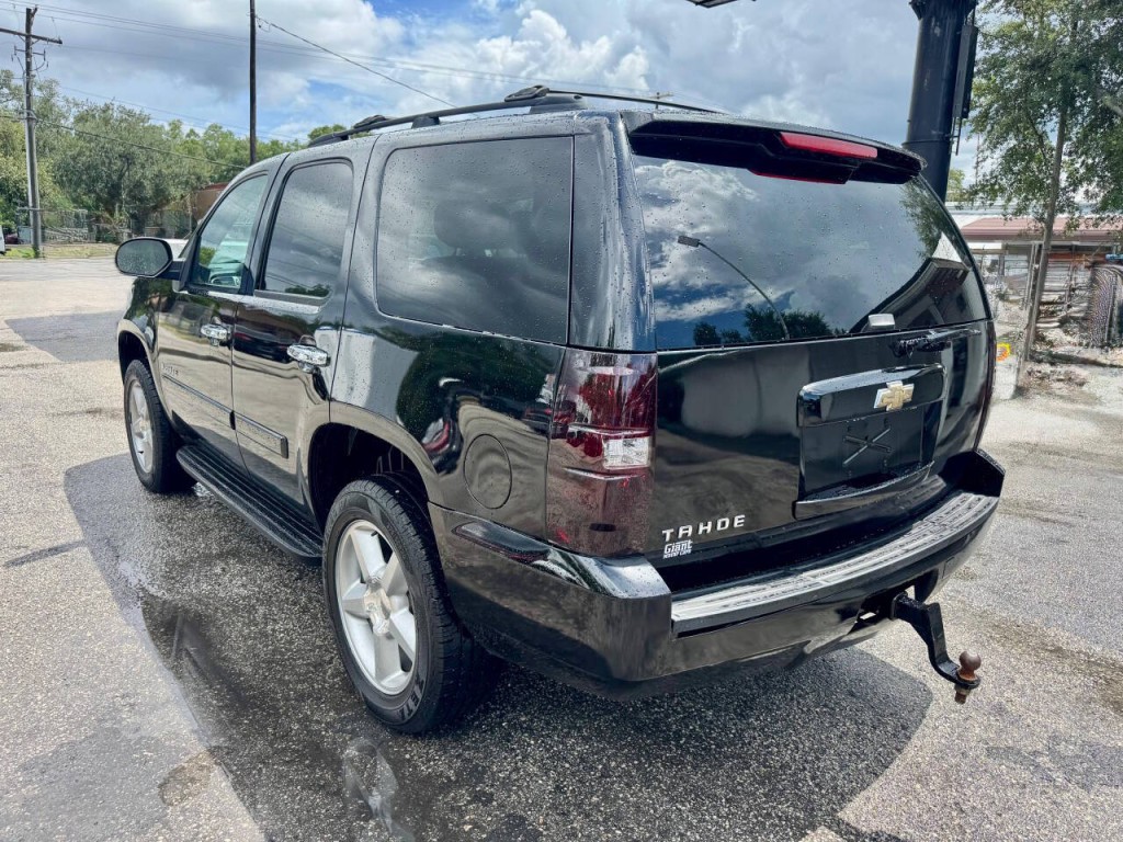 2007 Chevrolet Tahoe Image 4