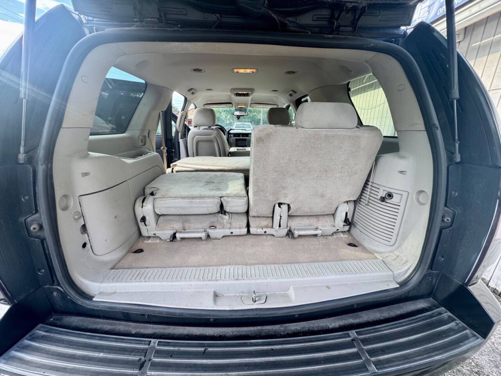 2007 Chevrolet Tahoe Image 17