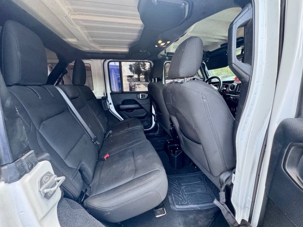 2019 Jeep Wrangler Unlimited Image 17