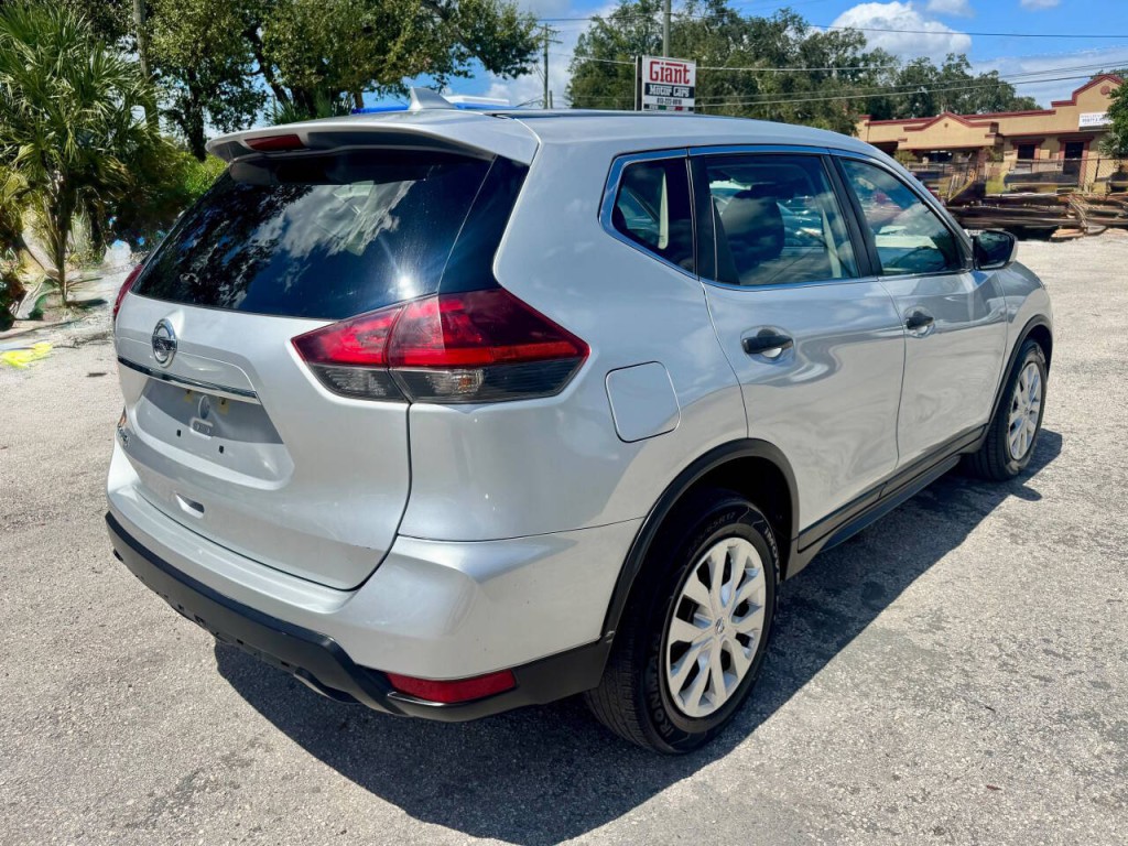 2020 Nissan Rogue Image 5