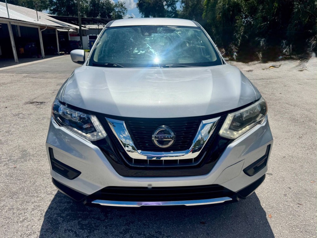 2020 Nissan Rogue Image 9
