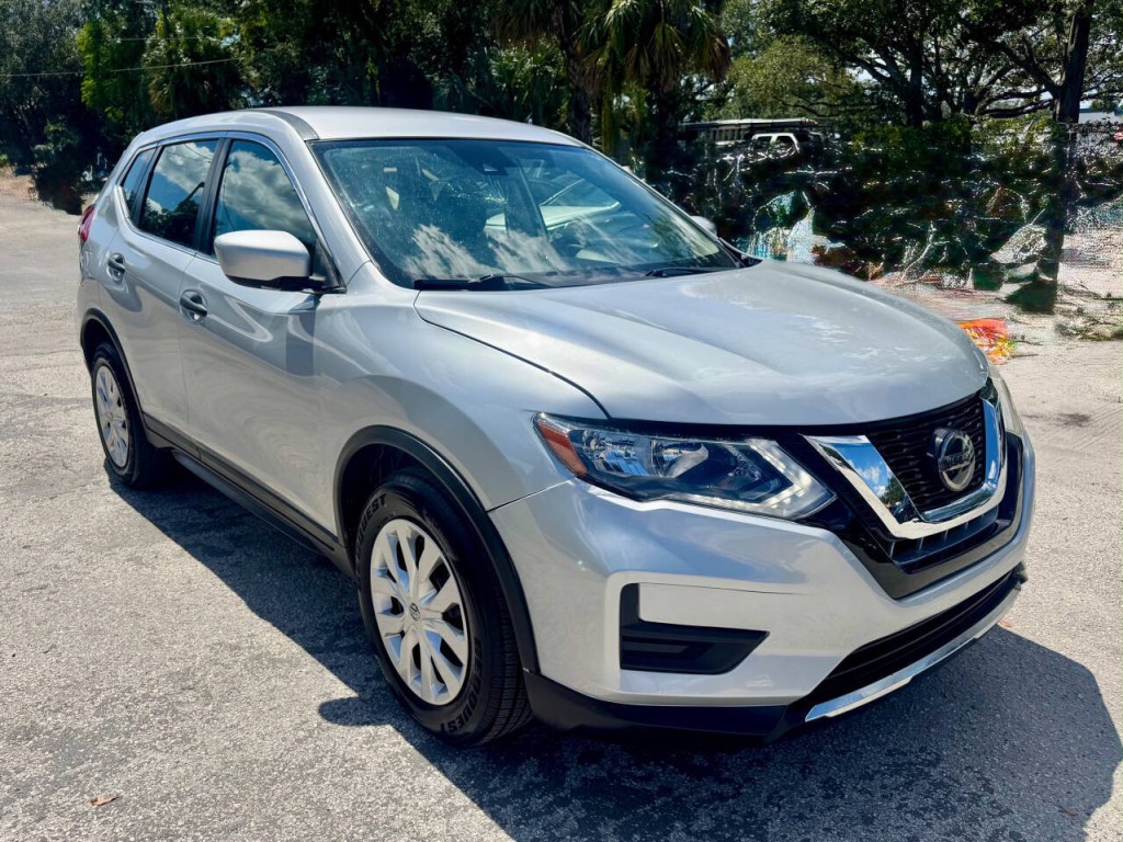 2020 Nissan Rogue Image 10