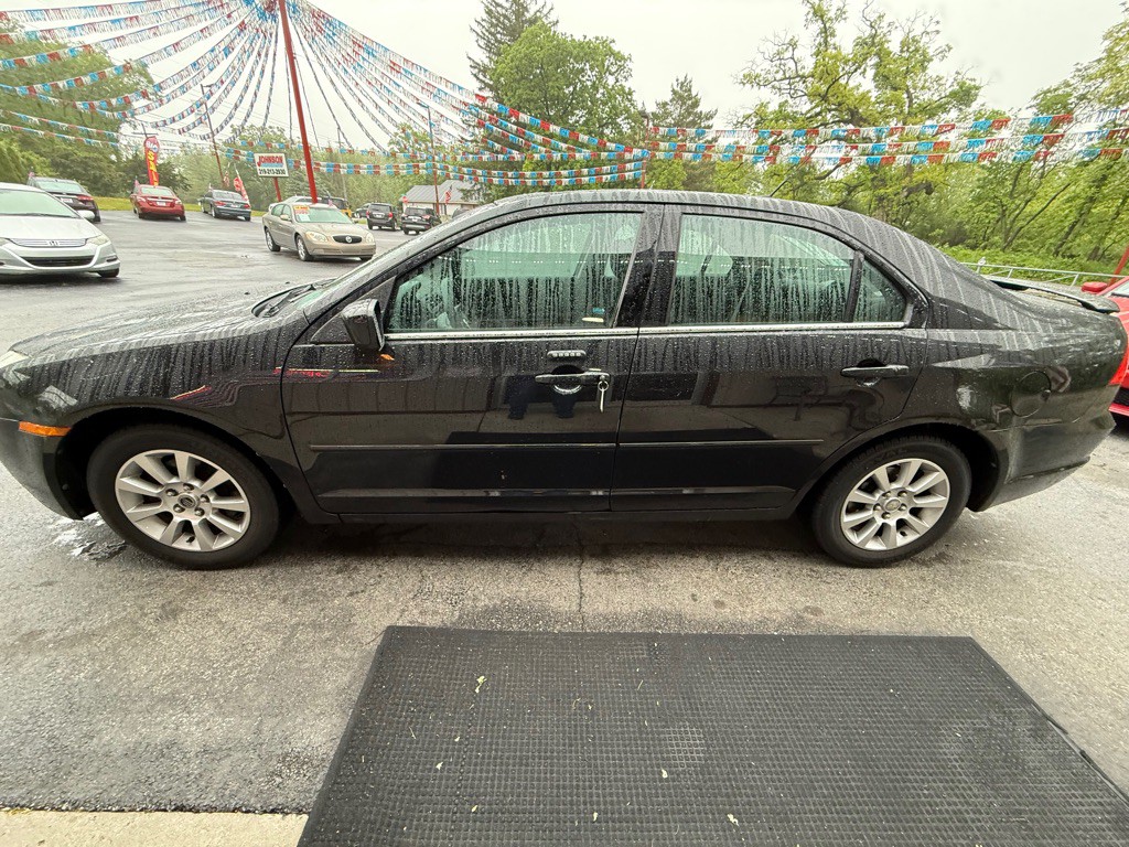 2009 Mercury Milan Image 5