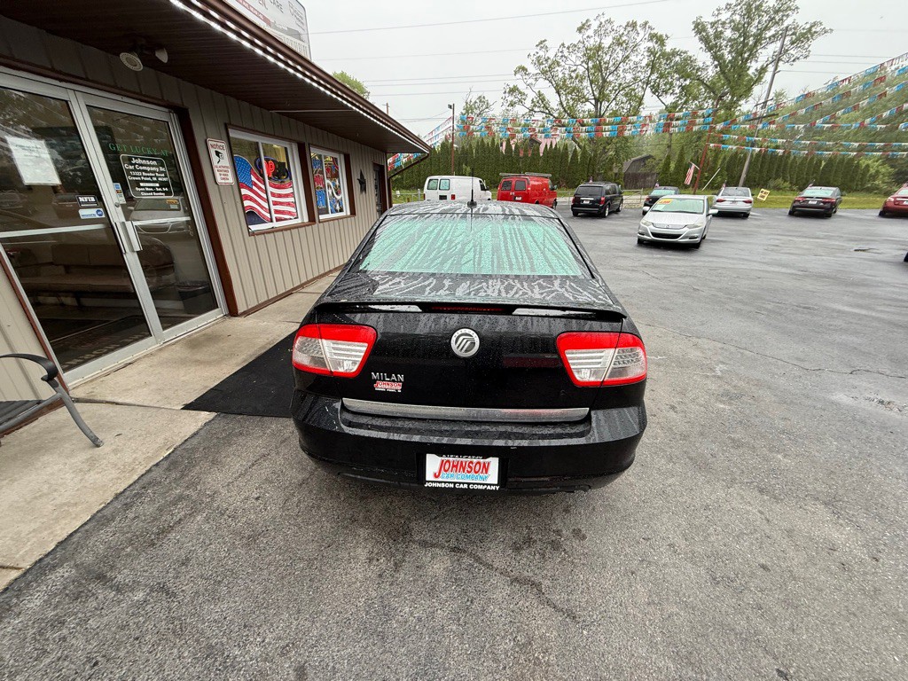 2009 Mercury Milan Image 6