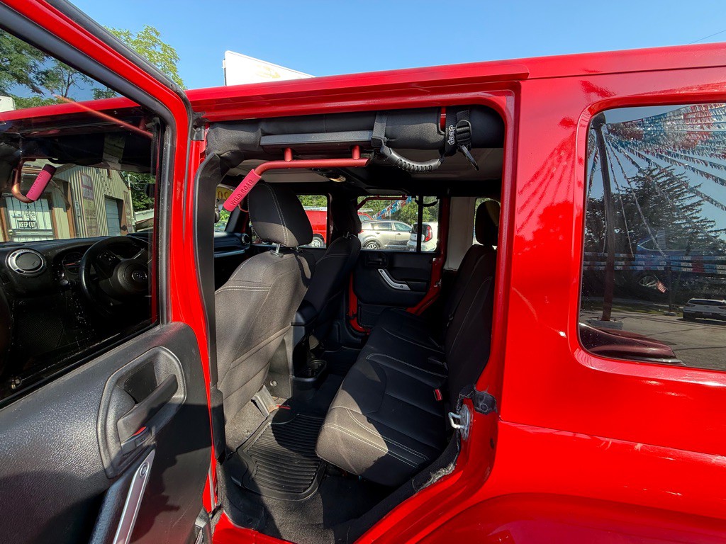 2015 Jeep Wrangler Unlimited Image 8