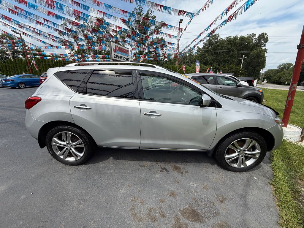 2010 Nissan Murano Image 2