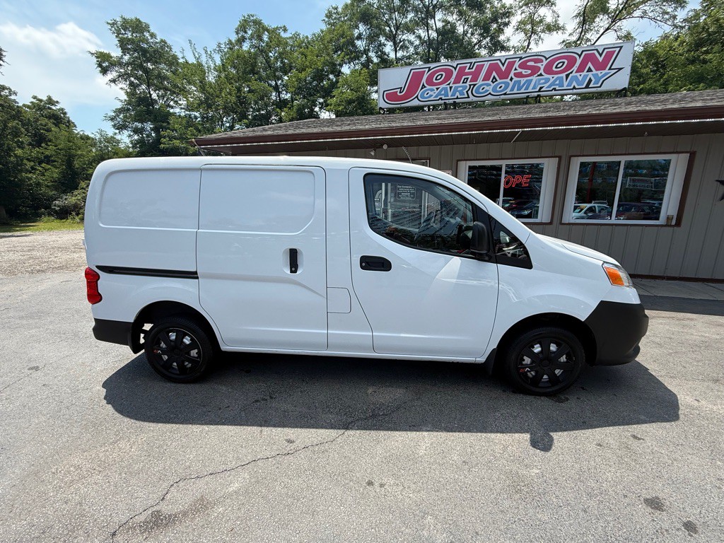 2019 Nissan NV200 Image 2