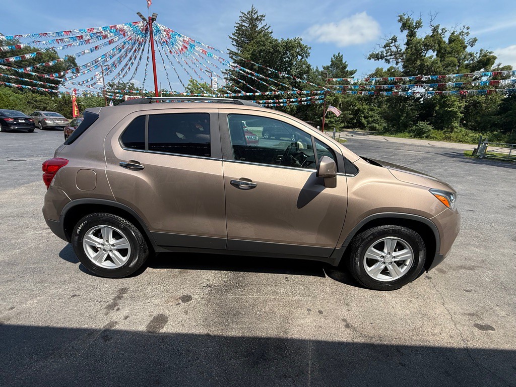 2018 Chevrolet Trax Image 2