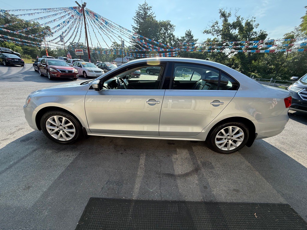 2013 Volkswagen Jetta Image 5