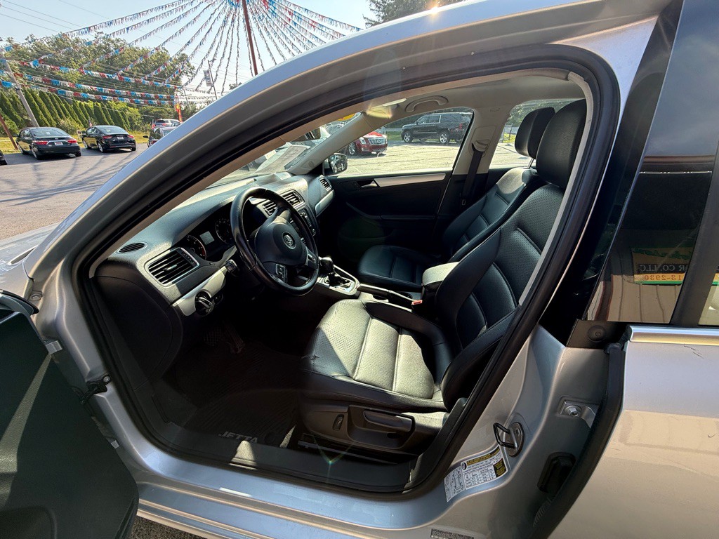 2013 Volkswagen Jetta Image 7
