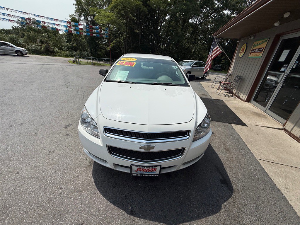 2009 Chevrolet Malibu Image 3