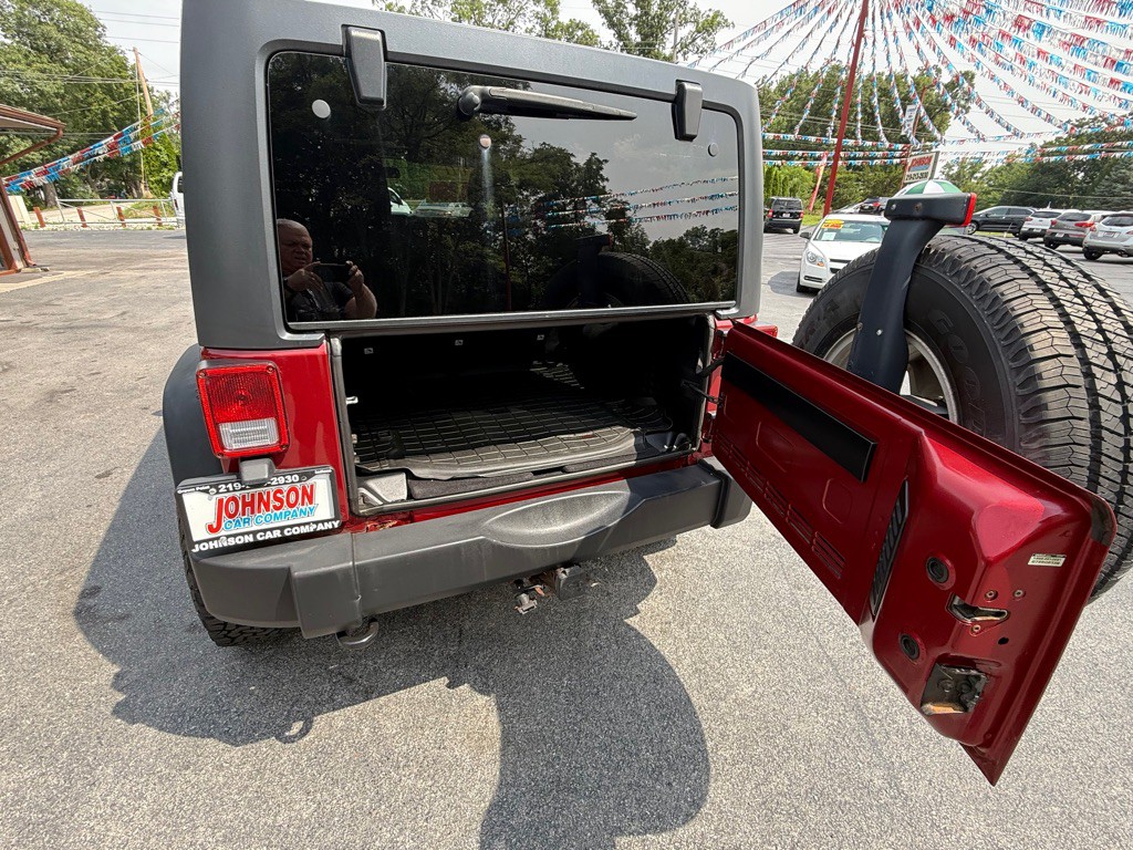 2011 Jeep Wrangler Unlimited Image 9