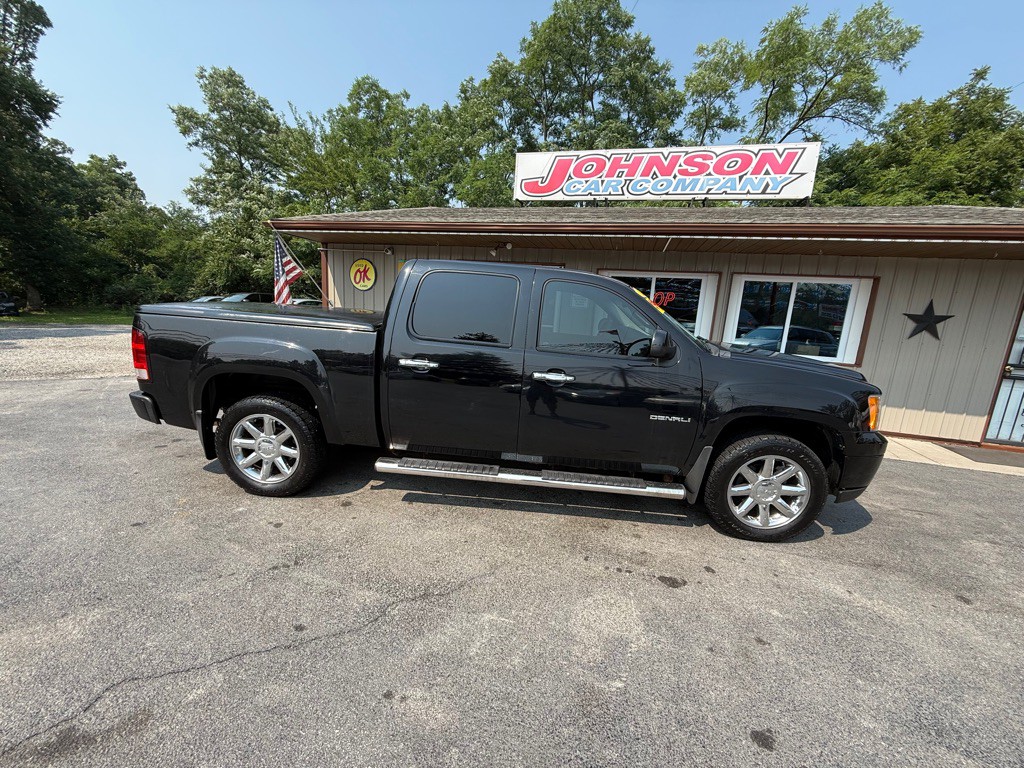 2011 GMC Sierra Image 2