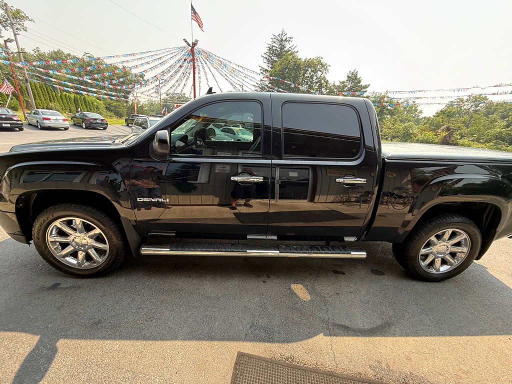 2011 GMC Sierra Image 5