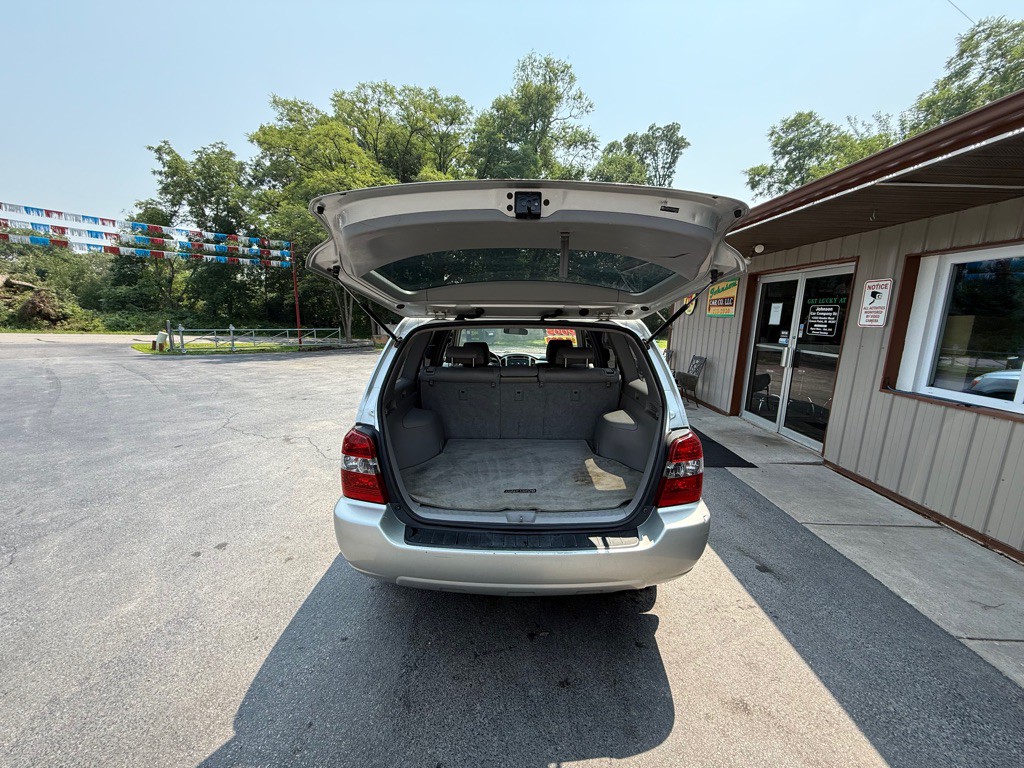 2005 Toyota Highlander Image 9