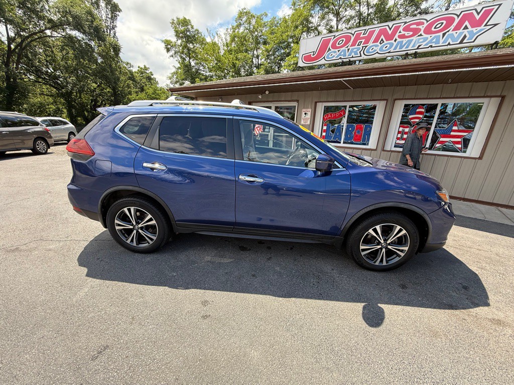 2020 Nissan Rogue Image 2