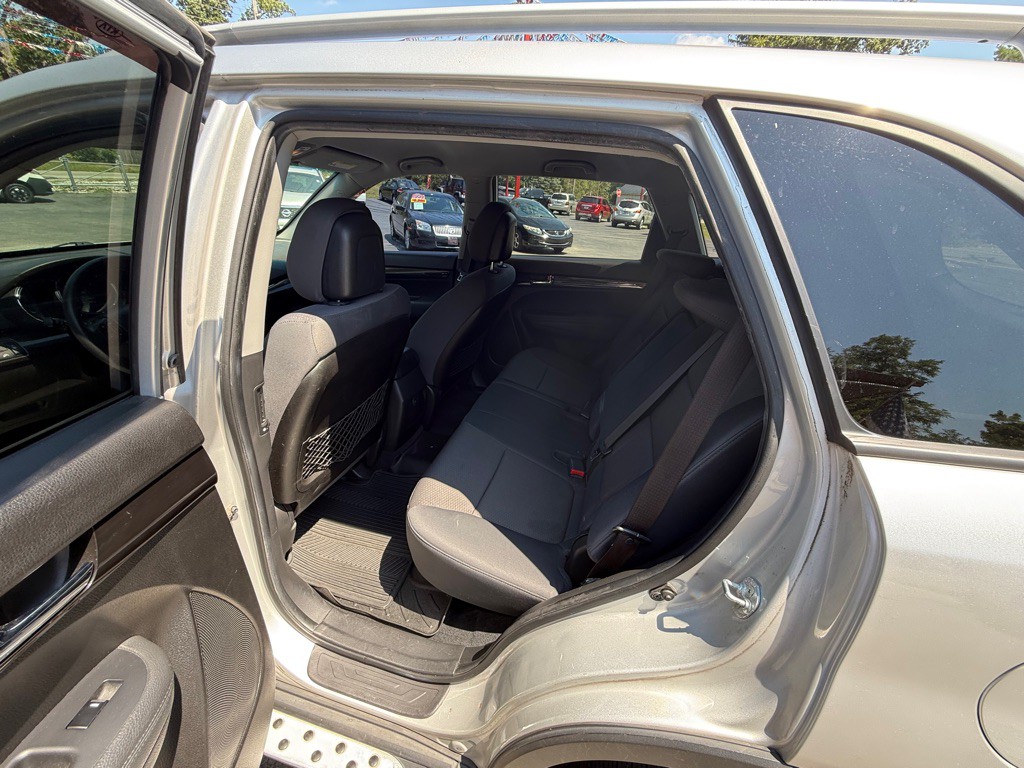 2013 Kia Sorento Image 9