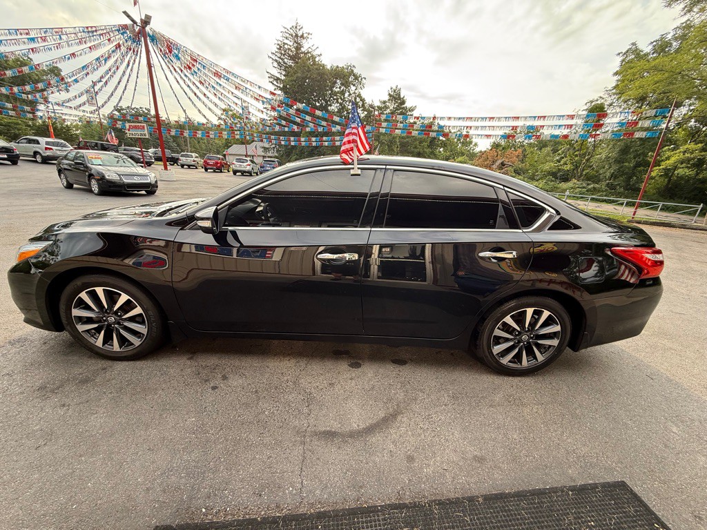 2016 Nissan Altima Image 5