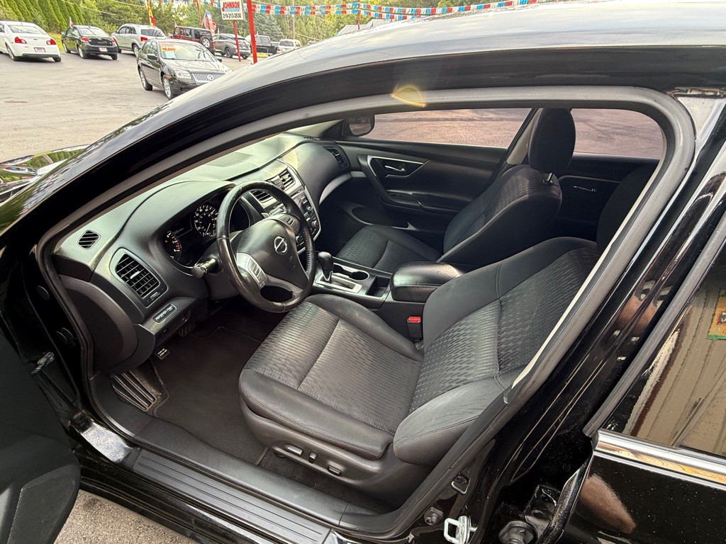 2016 Nissan Altima Image 7