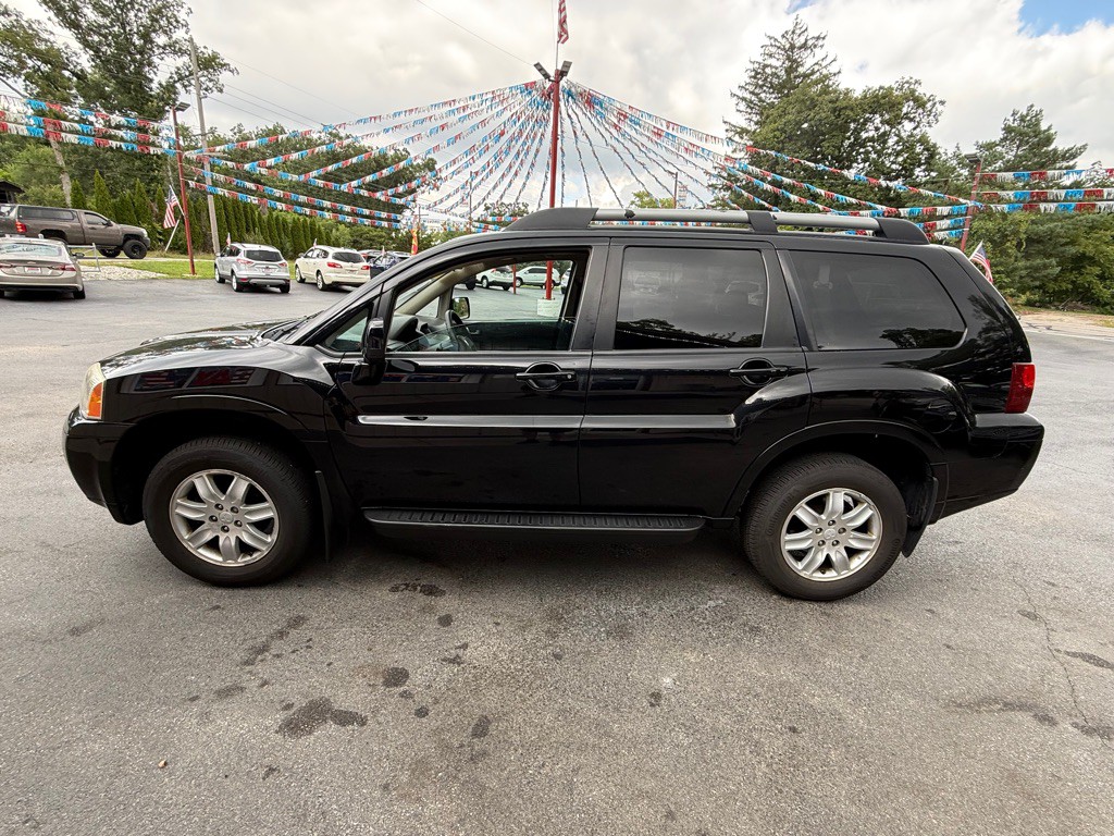 2011 Mitsubishi Endeavor Image 5