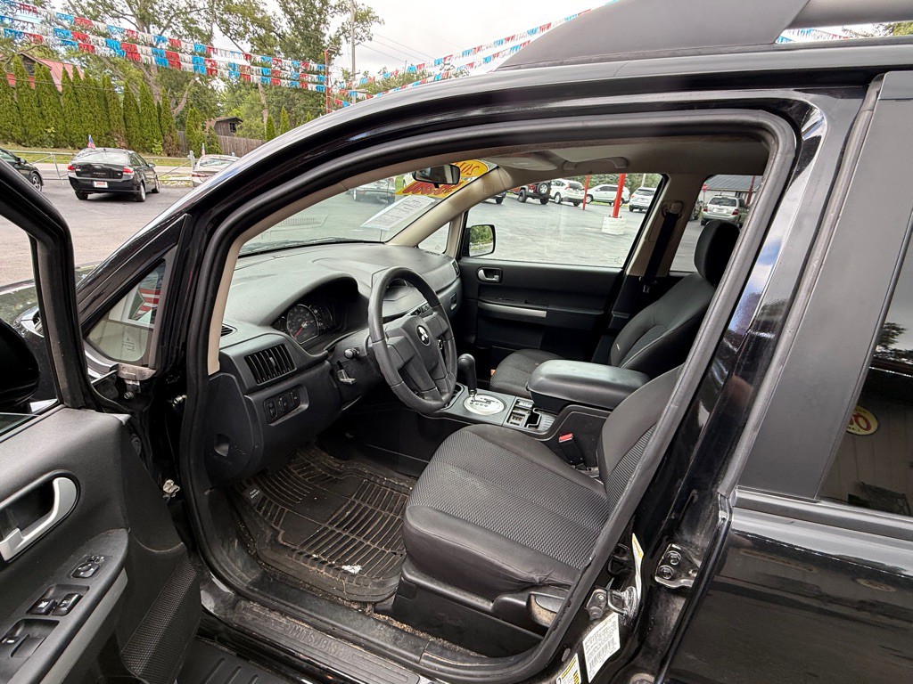 2011 Mitsubishi Endeavor Image 7