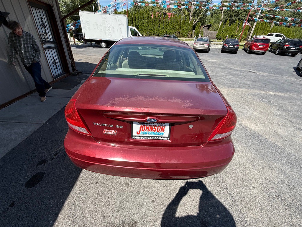 2005 Ford Taurus Image 6