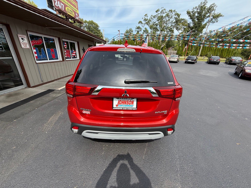 2019 Mitsubishi Outlander Image 6