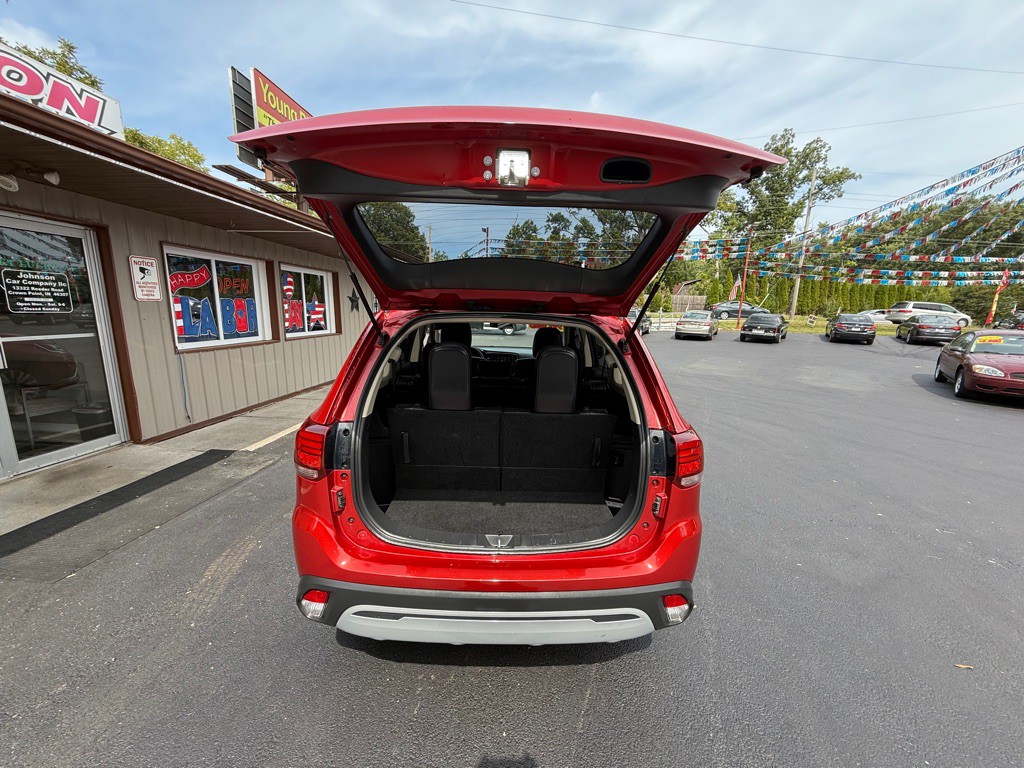 2019 Mitsubishi Outlander Image 9