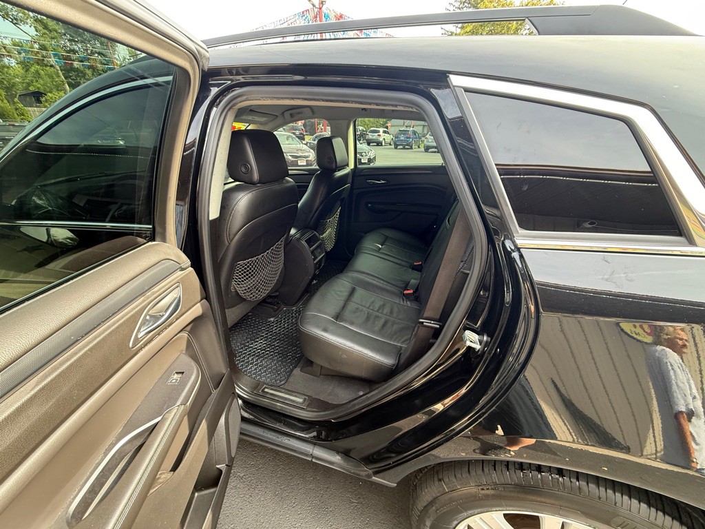 2016 Cadillac SRX Image 8