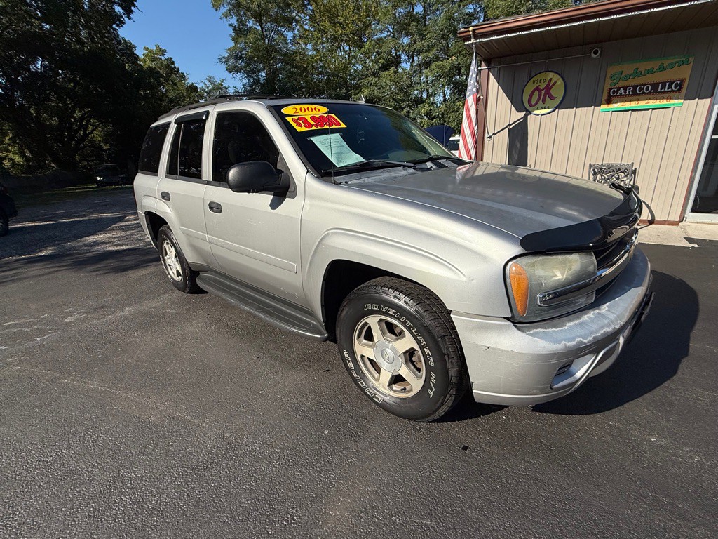 2006 Chevrolet Trailblazer Image 1