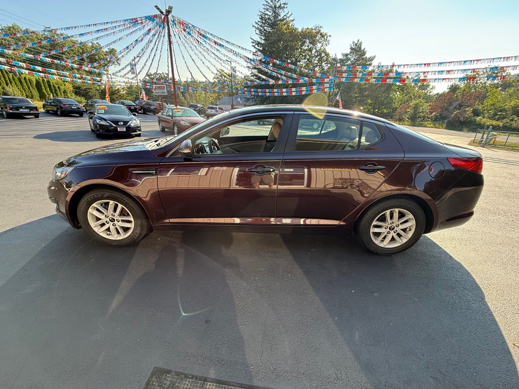 2011 Kia Optima Image 5