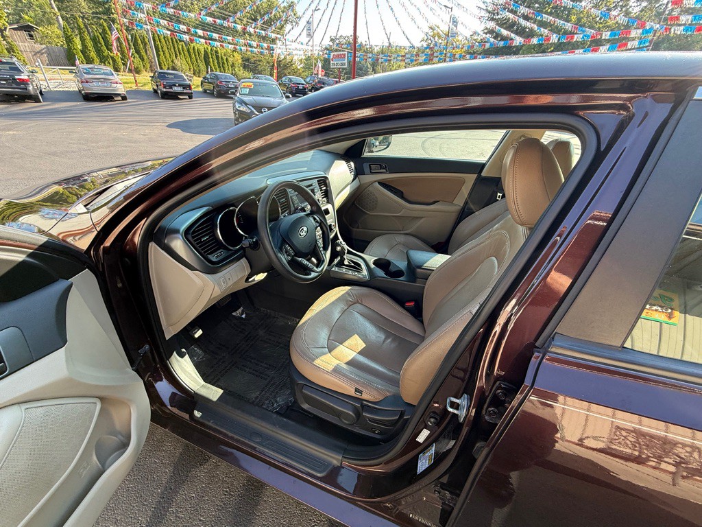 2011 Kia Optima Image 7