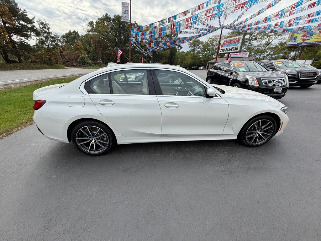 2019 BMW 3 Series Image 2