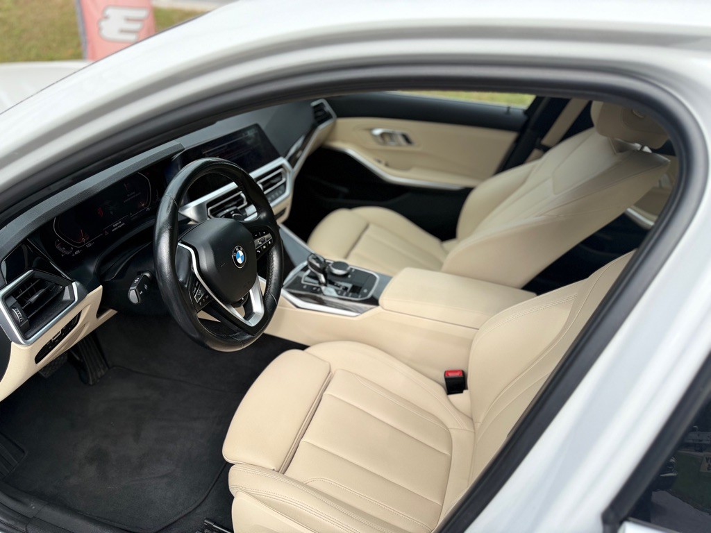 2019 BMW 3 Series Image 7
