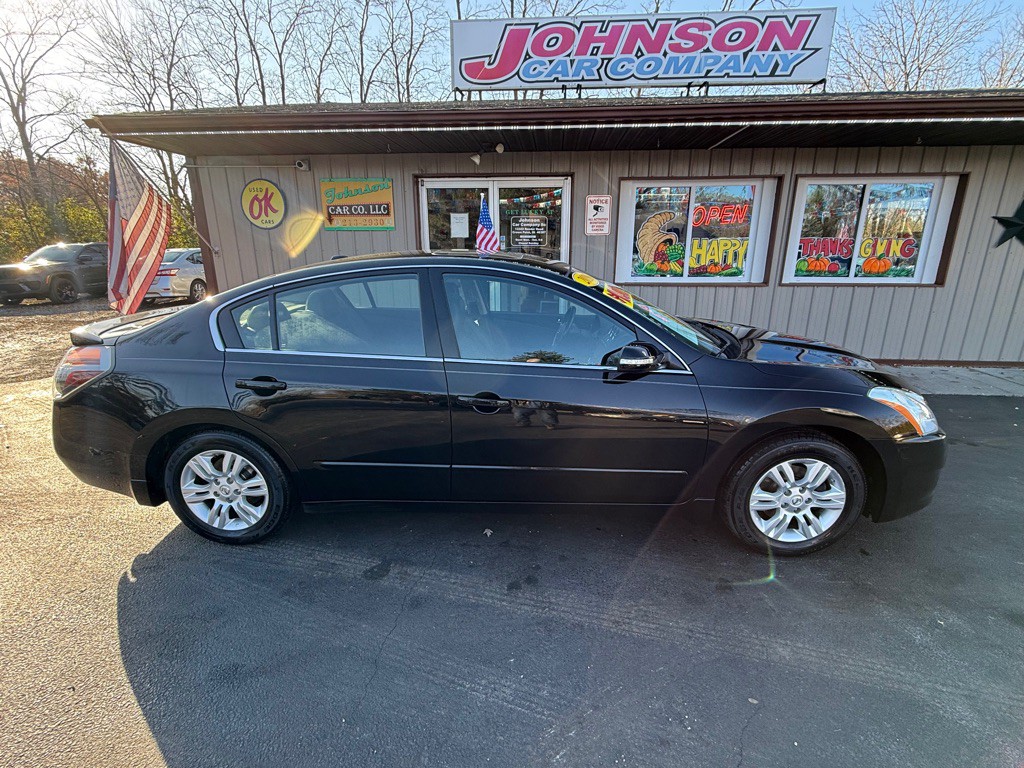 2011 Nissan Altima Image 2