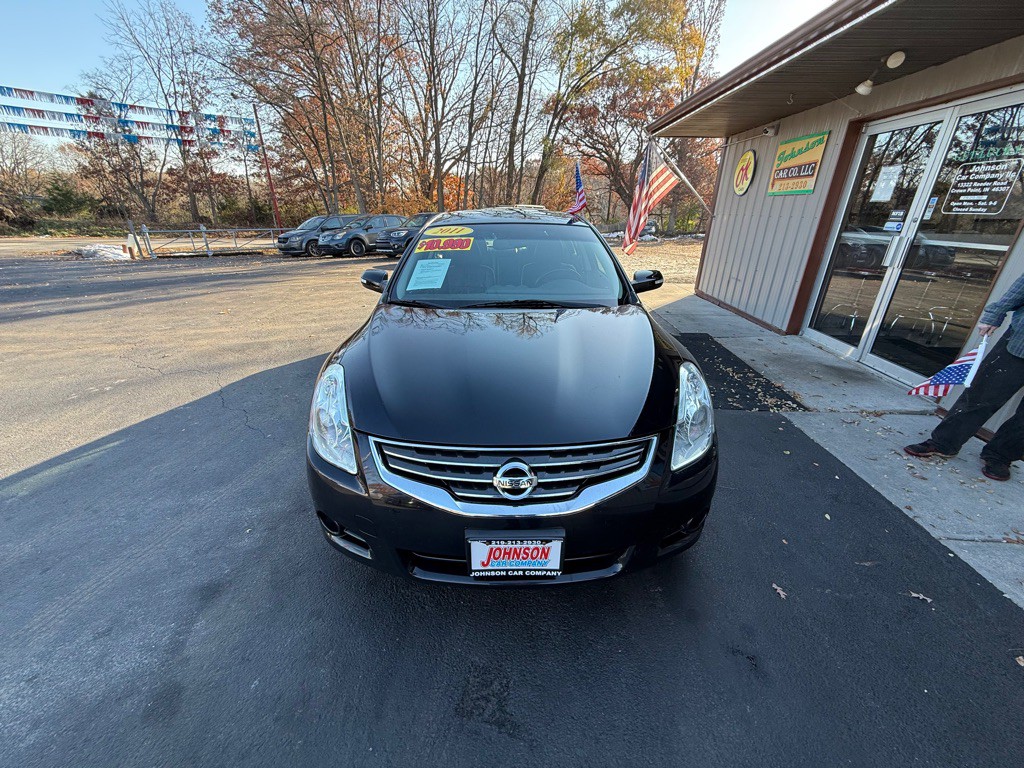 2011 Nissan Altima Image 3
