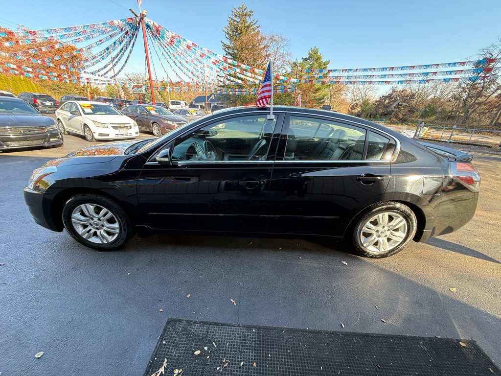 2011 Nissan Altima Image 5